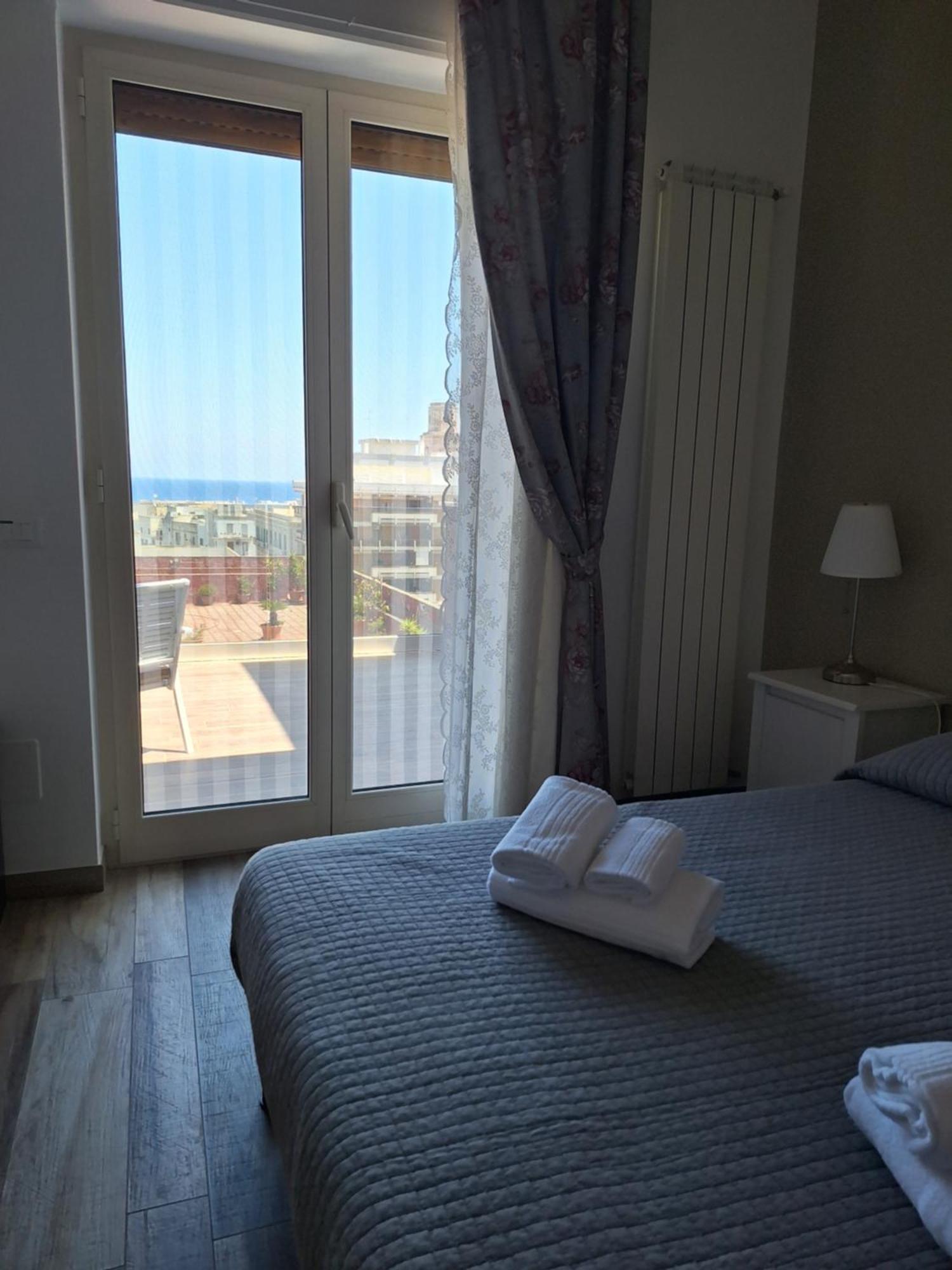 Vistamare House Hotel Монополи Екстериор снимка